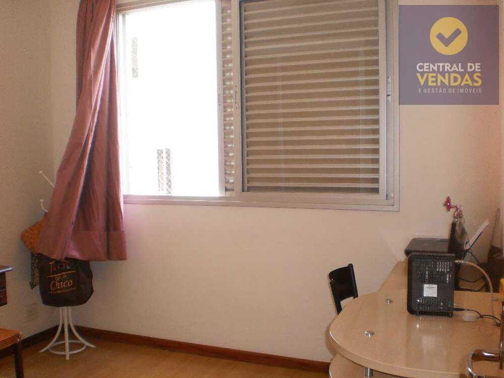 Apartamento à venda com 4 quartos, 154m² - Foto 2