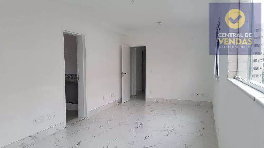 Apartamento à venda com 3 quartos, 171m² - Foto 1