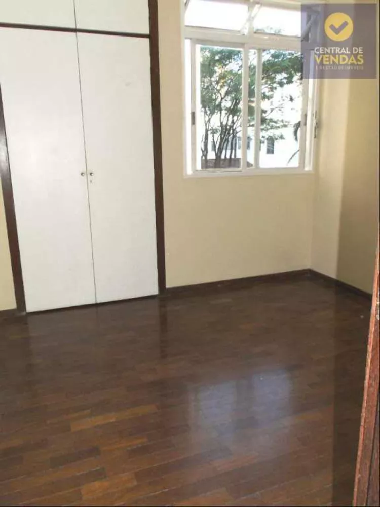 Apartamento à venda com 3 quartos, 95m² - Foto 10