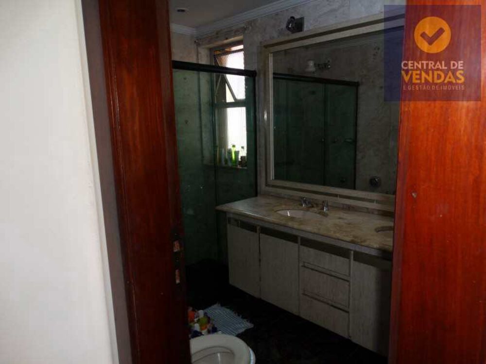 Casa, 5 quartos, 2134 m² - Foto 4