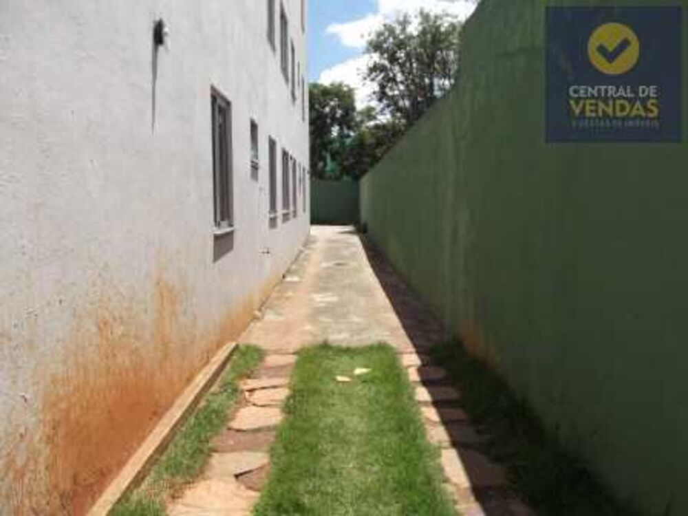 Apartamento à venda com 3 quartos - Foto 3