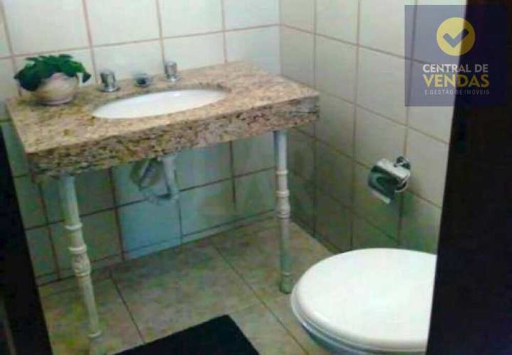 Casa, 4 quartos, 180 m² - Foto 1