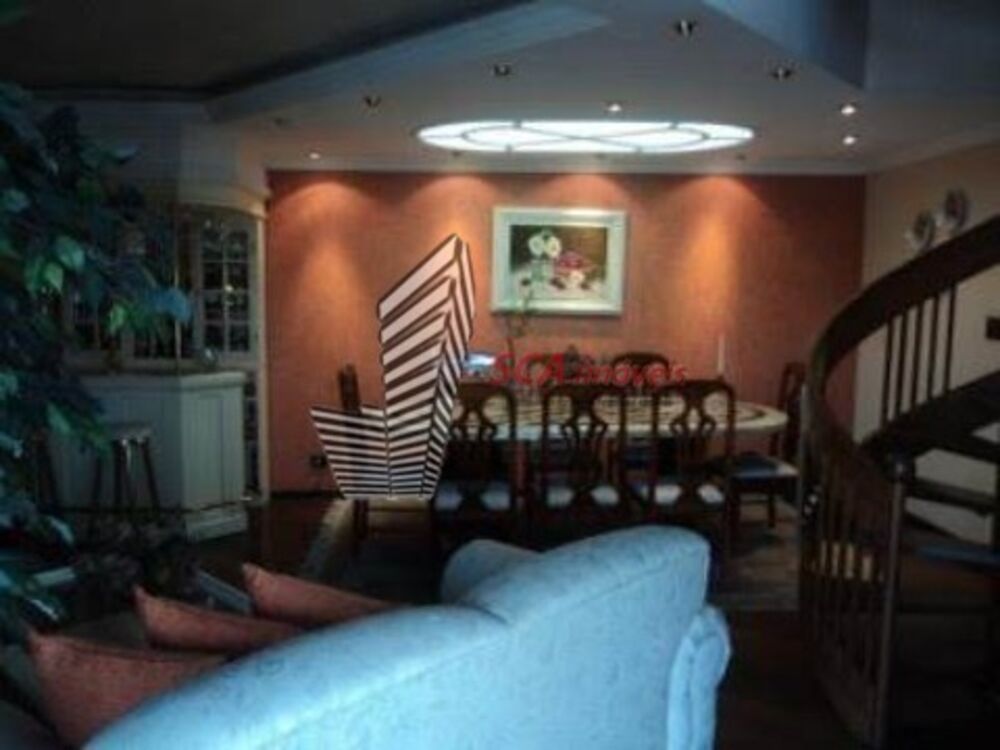 Cobertura à venda com 3 quartos, 225m² - Foto 4
