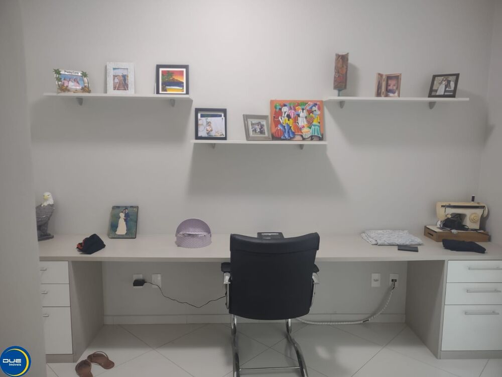 Casa, 4 quartos, 299 m² - Foto 2