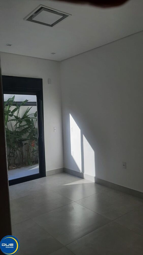 Casa, 4 quartos, 260 m² - Foto 15