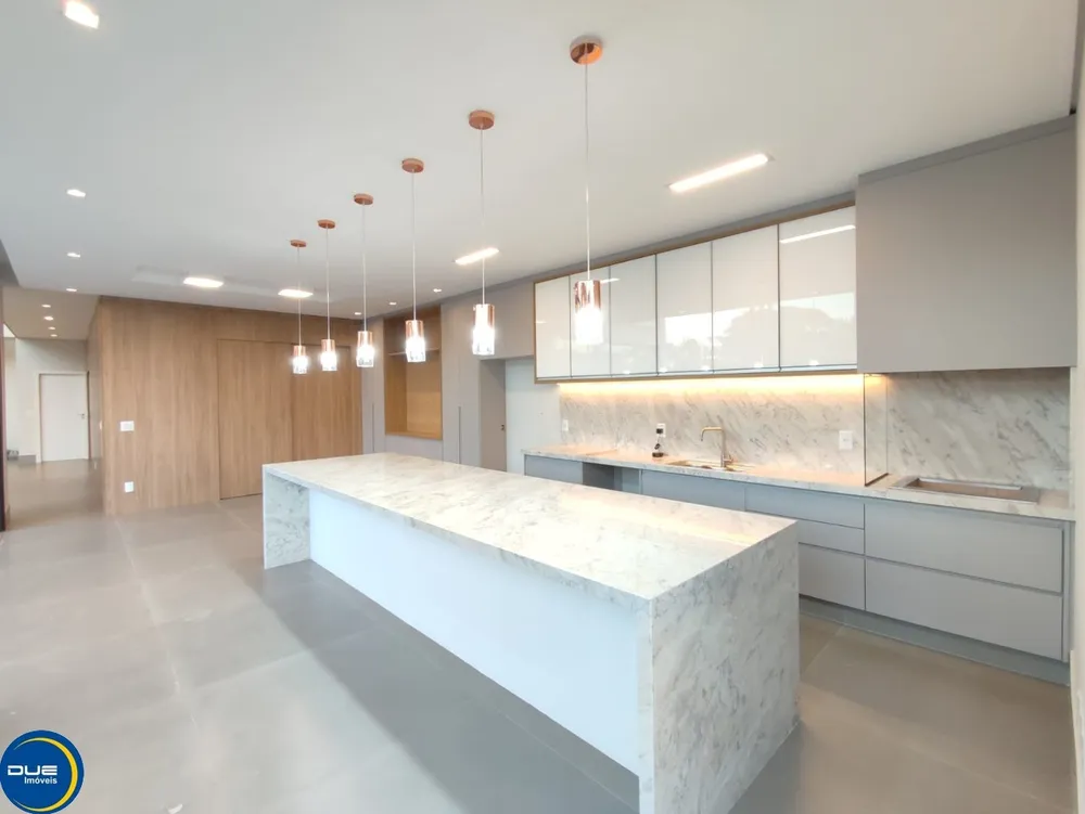 Casa, 5 quartos, 450 m² - Foto 1