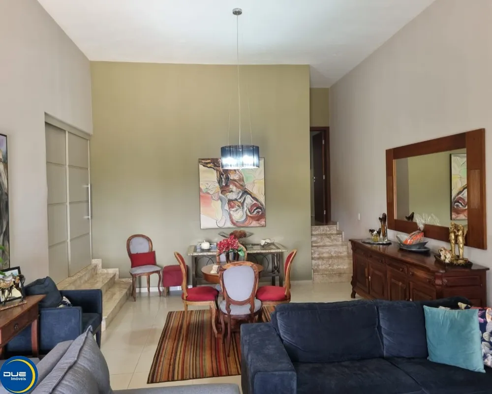 Casa, 3 quartos, 220 m² - Foto 1