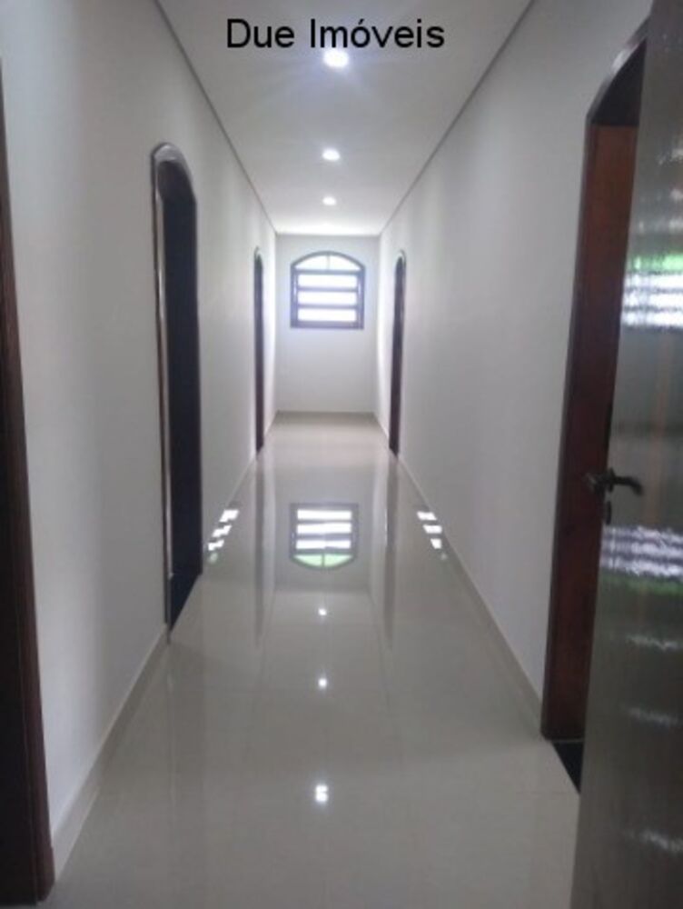 Casa à venda e aluguel com 5 quartos, 443m² - Foto 3