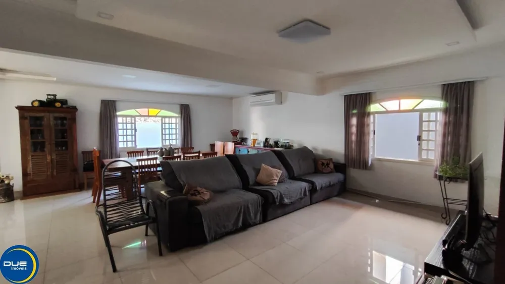 Casa, 5 quartos, 443 m² - Foto 1