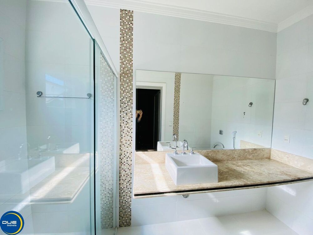 Casa, 3 quartos, 392 m² - Foto 1