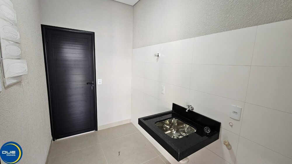 Casa à venda com 3 quartos, 250m² - Foto 5