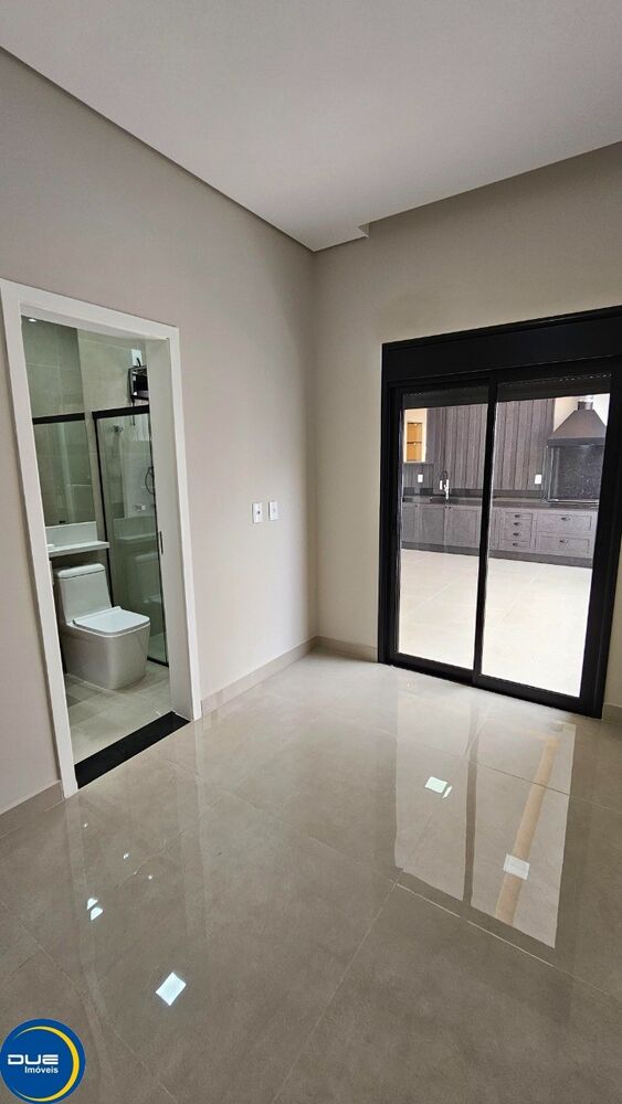 Casa à venda com 3 quartos, 250m² - Foto 7