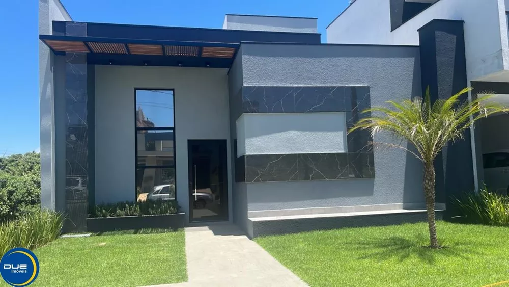 Casa à venda com 3 quartos, 295m² - Foto 1