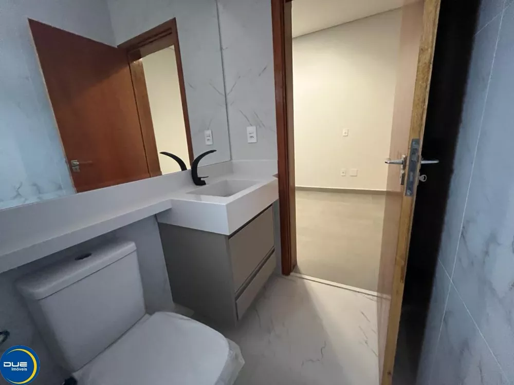 Casa à venda com 3 quartos, 295m² - Foto 4