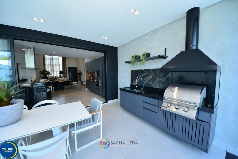 Casa, 4 quartos, 260 m² - Foto 4