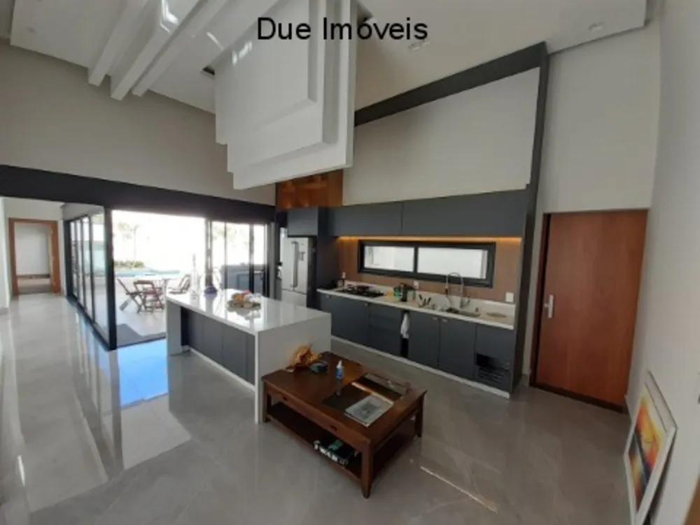 Casa, 3 quartos, 253 m² - Foto 2