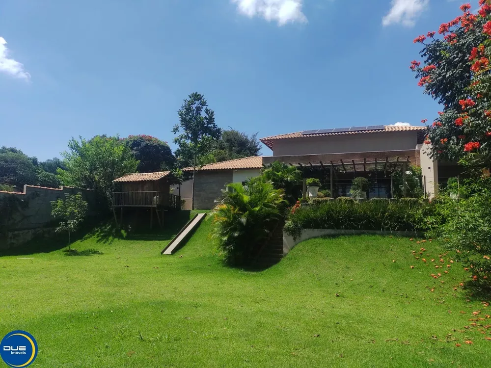 Fazenda à venda com 4 quartos, 2500m² - Foto 2