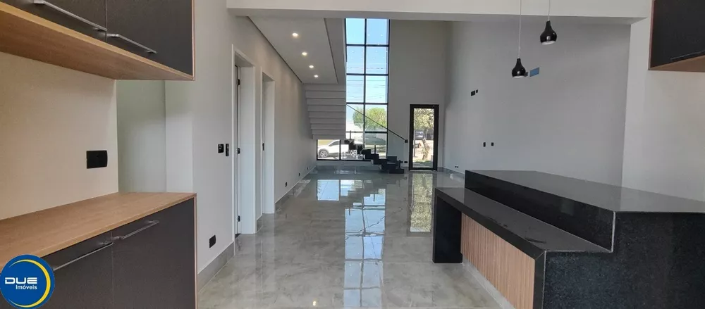 Casa à venda com 4 quartos, 255m² - Foto 12