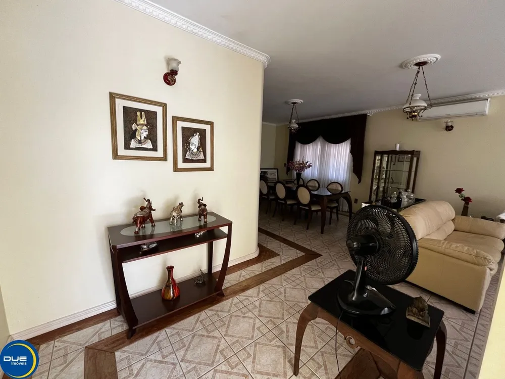 Casa, 4 quartos, 394 m² - Foto 2