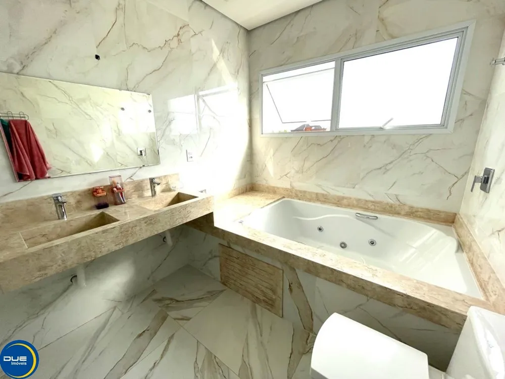 Casa, 3 quartos, 242 m² - Foto 10