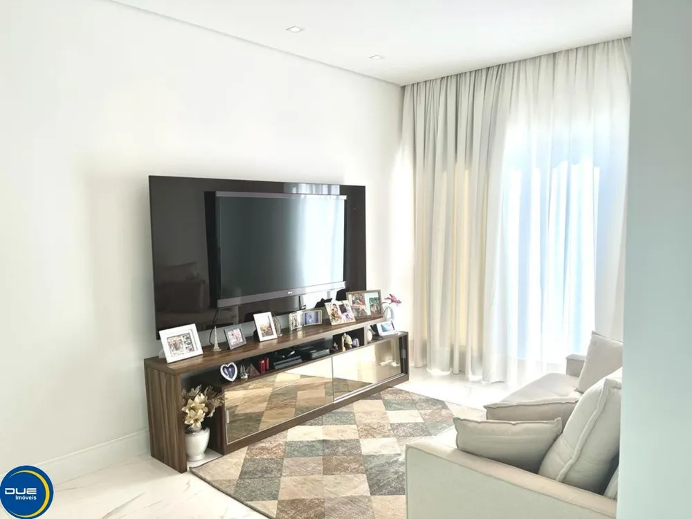 Casa, 3 quartos, 242 m² - Foto 9
