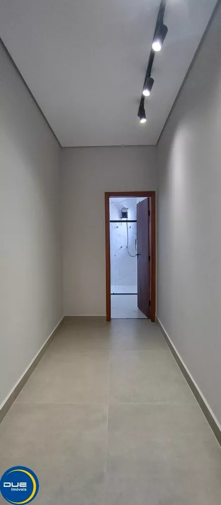 Casa à venda com 3 quartos, 300m² - Foto 26