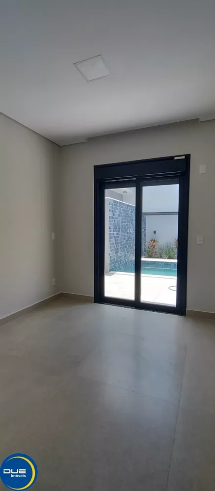 Casa à venda com 3 quartos, 300m² - Foto 22