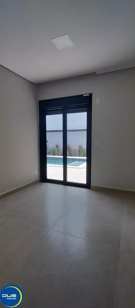 Casa à venda com 3 quartos, 300m² - Foto 18