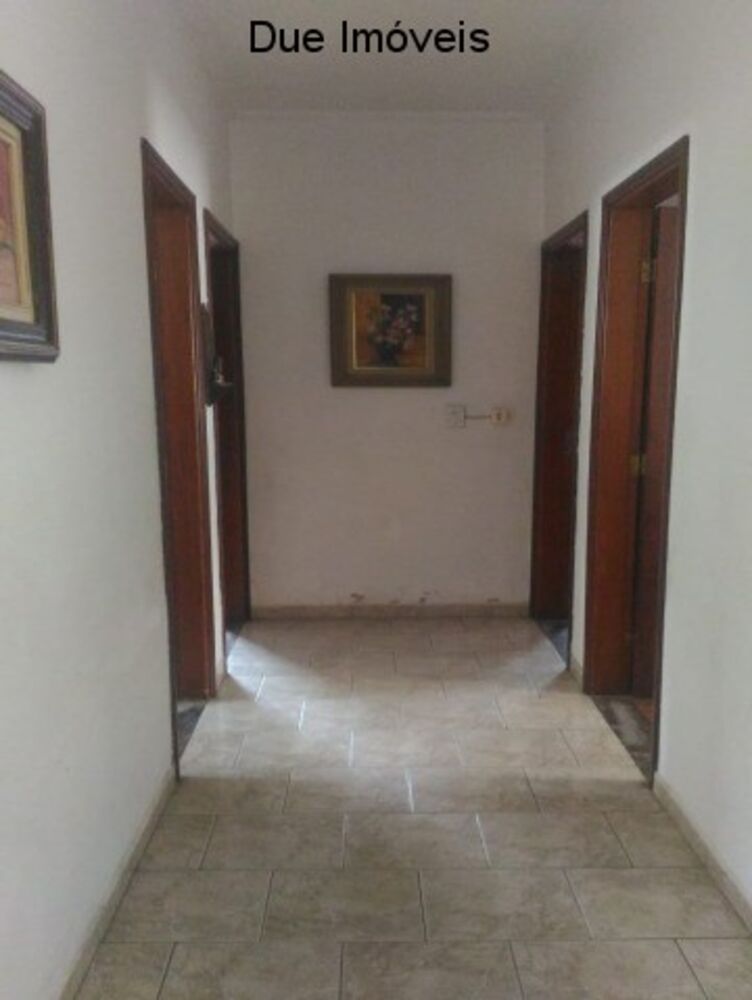 Casa, 3 quartos, 220 m² - Foto 1