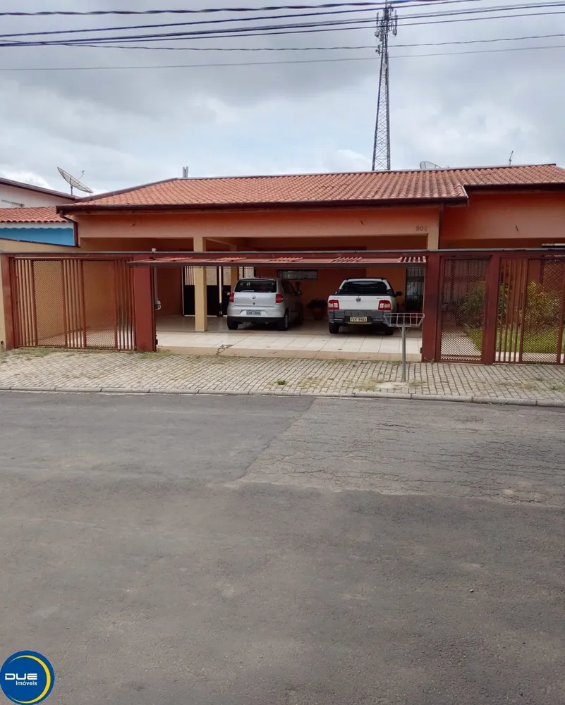 Casa, 3 quartos, 235 m² - Foto 1