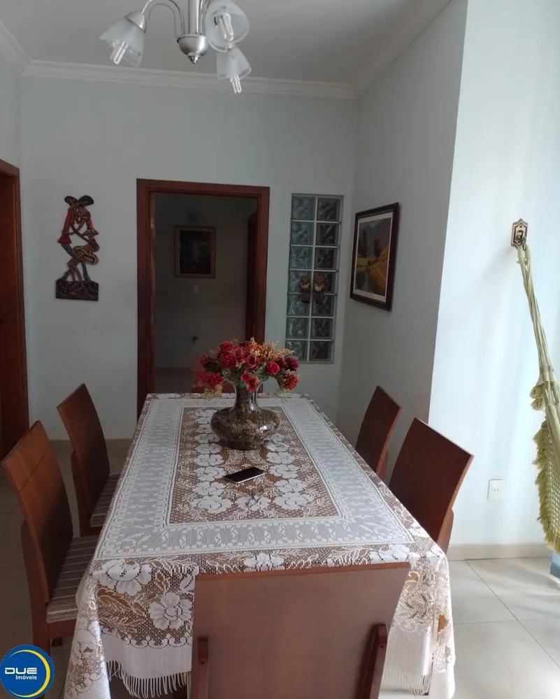 Casa, 3 quartos, 235 m² - Foto 8