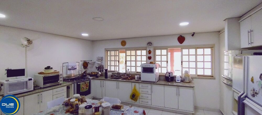 Casa, 10 quartos, 1300 m² - Foto 10