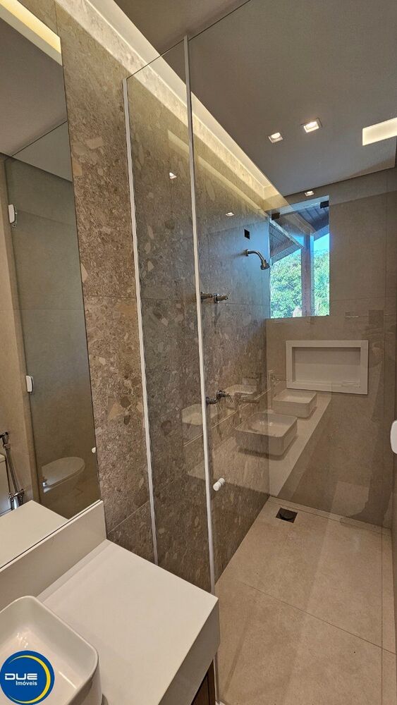 Casa, 4 quartos, 334 m² - Foto 8
