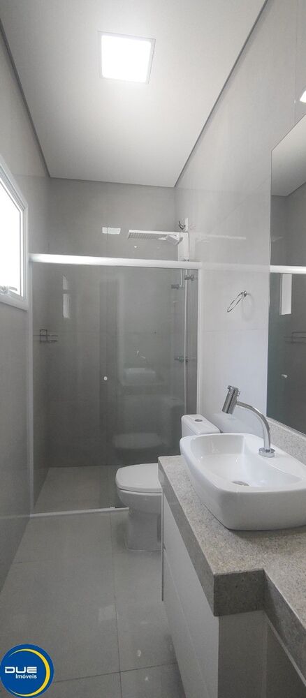 Casa à venda com 3 quartos, 150m² - Foto 3