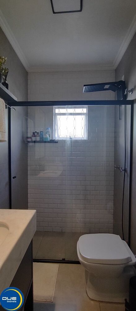 Casa à venda com 2 quartos, 125m² - Foto 3