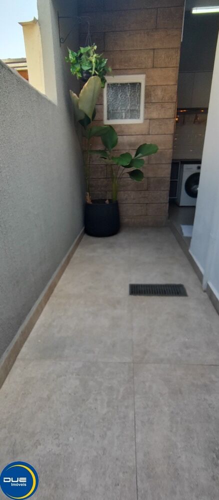 Casa à venda com 2 quartos, 125m² - Foto 8