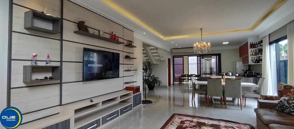 Casa, 3 quartos, 322 m² - Foto 1