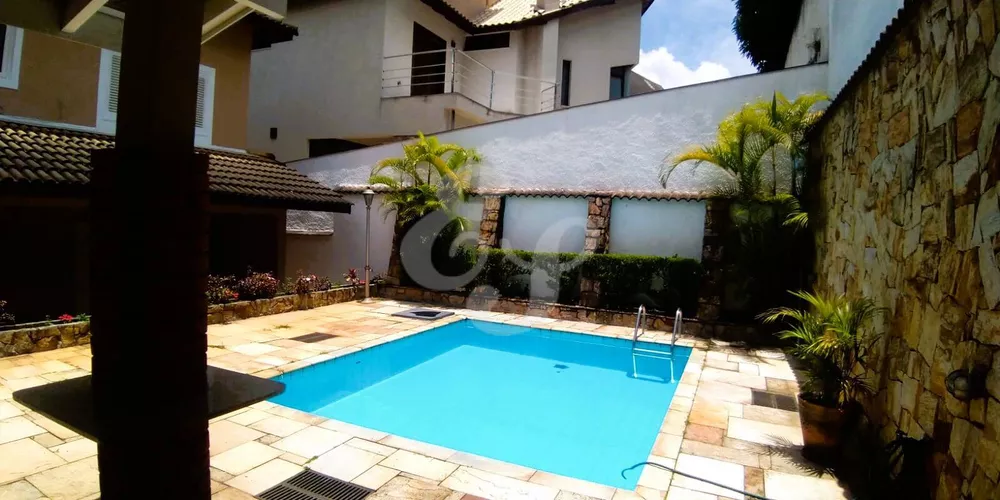 Casa de Condomínio à venda e aluguel com 4 quartos, 350m² - Foto 2