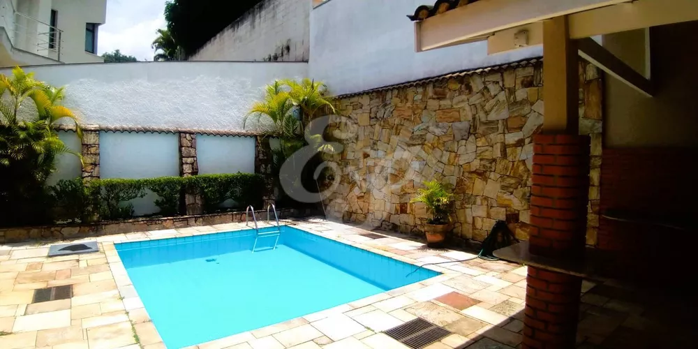 Casa de Condomínio à venda e aluguel com 4 quartos, 350m² - Foto 1