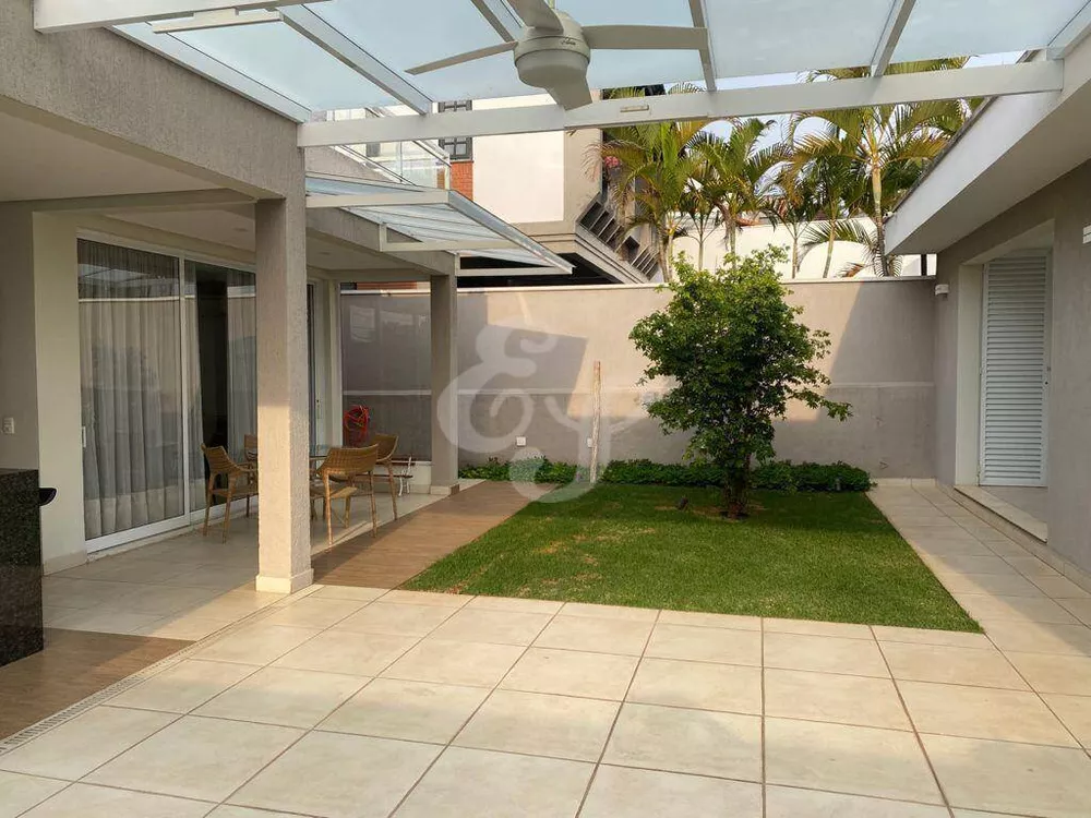 Casa de Condomínio à venda com 4 quartos, 270m² - Foto 1