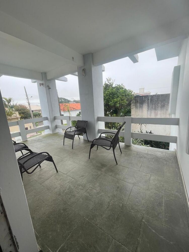 Casa à venda com 4 quartos, 318m² - Foto 2