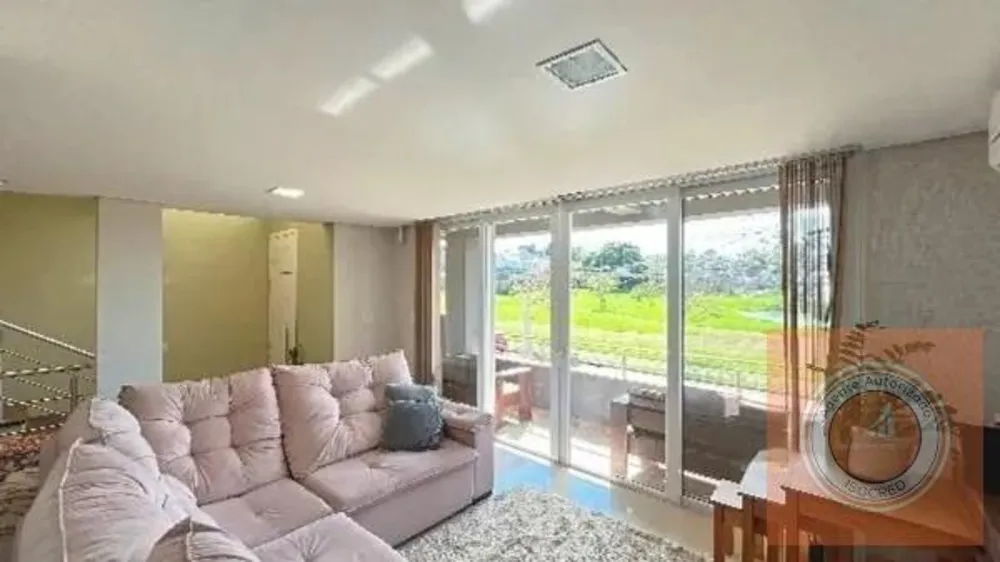 Casa, 3 quartos, 244 m² - Foto 6
