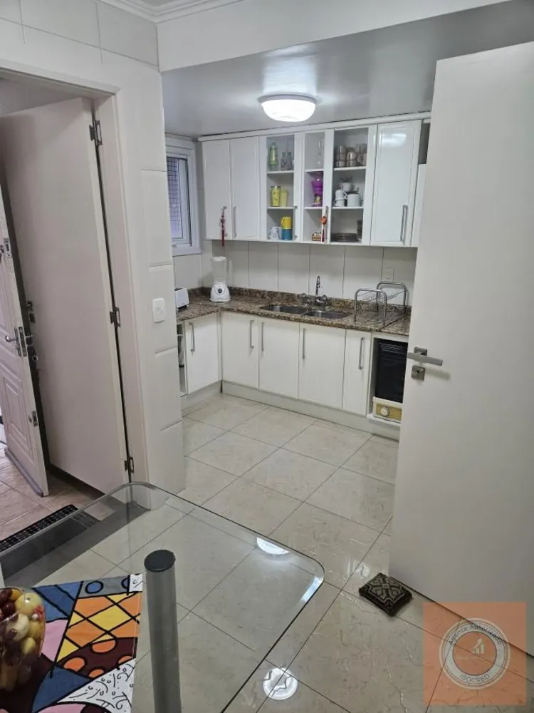 Casa, 3 quartos, 231 m² - Foto 2