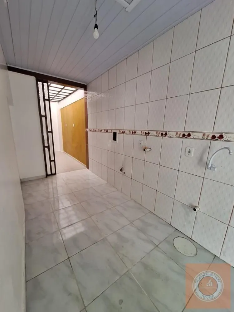 Casa, 3 quartos, 242 m² - Foto 7