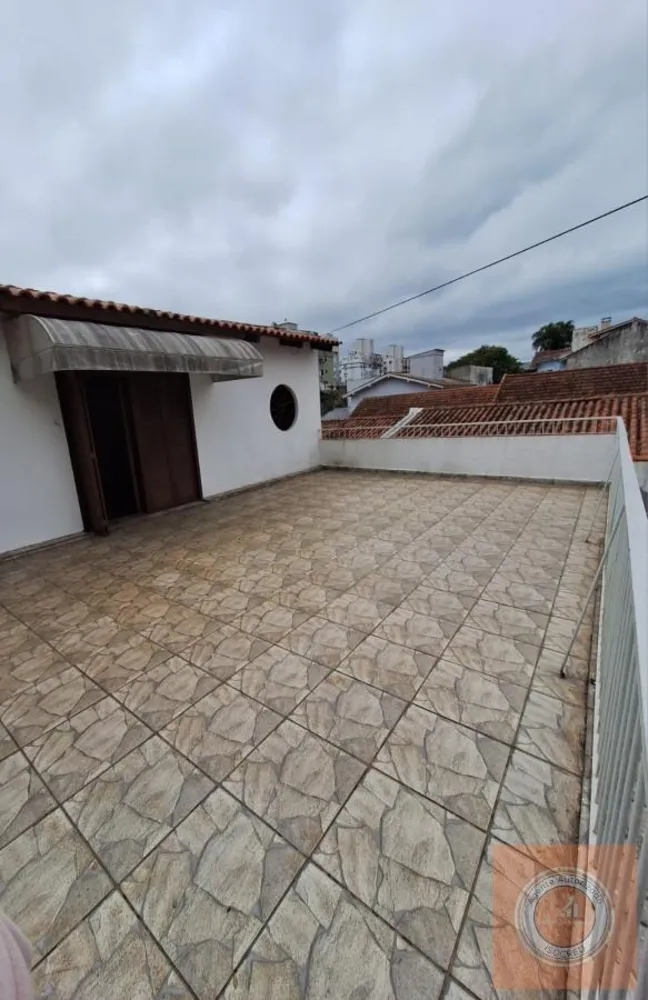Casa, 3 quartos, 242 m² - Foto 15