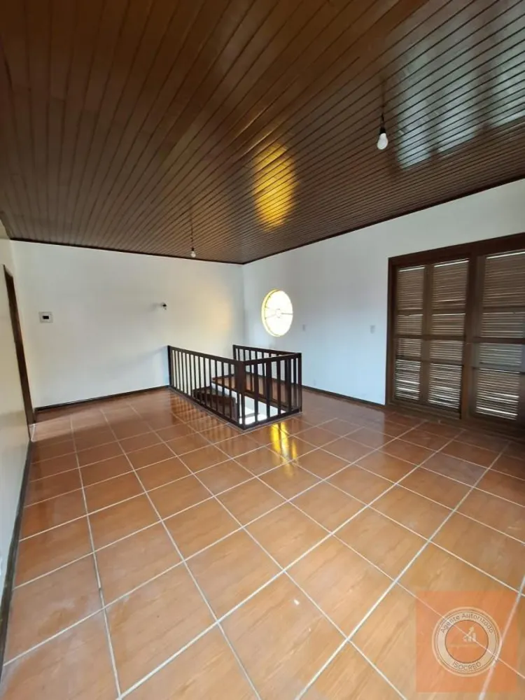 Casa, 3 quartos, 242 m² - Foto 13