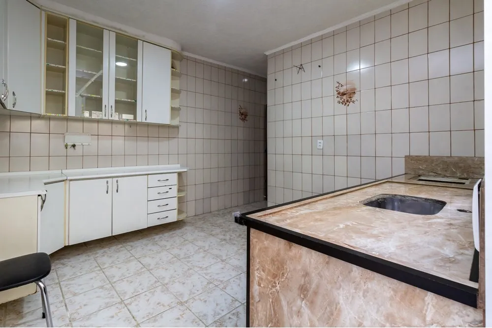 Casa, 4 quartos, 226 m² - Foto 4