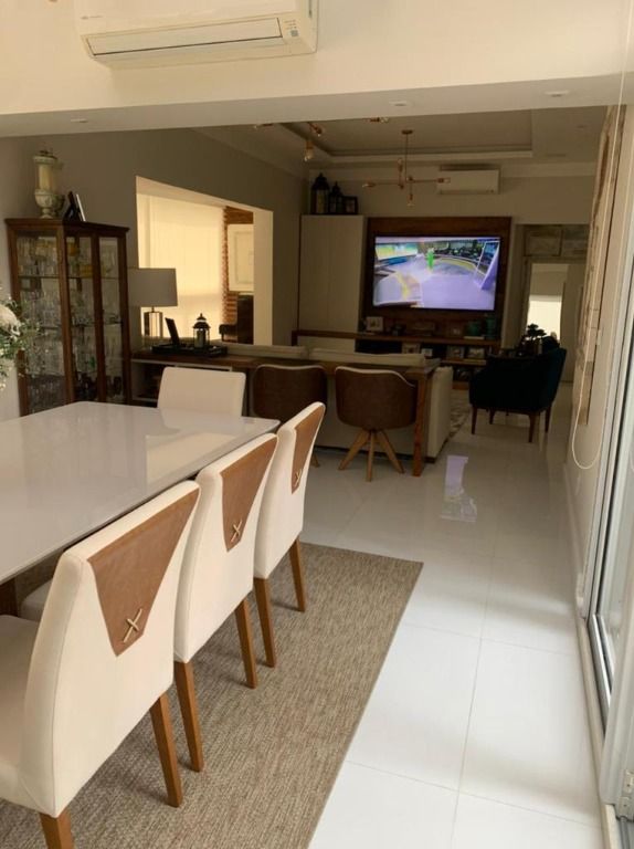 Apartamento à venda com 3 quartos, 180m² - Foto 14