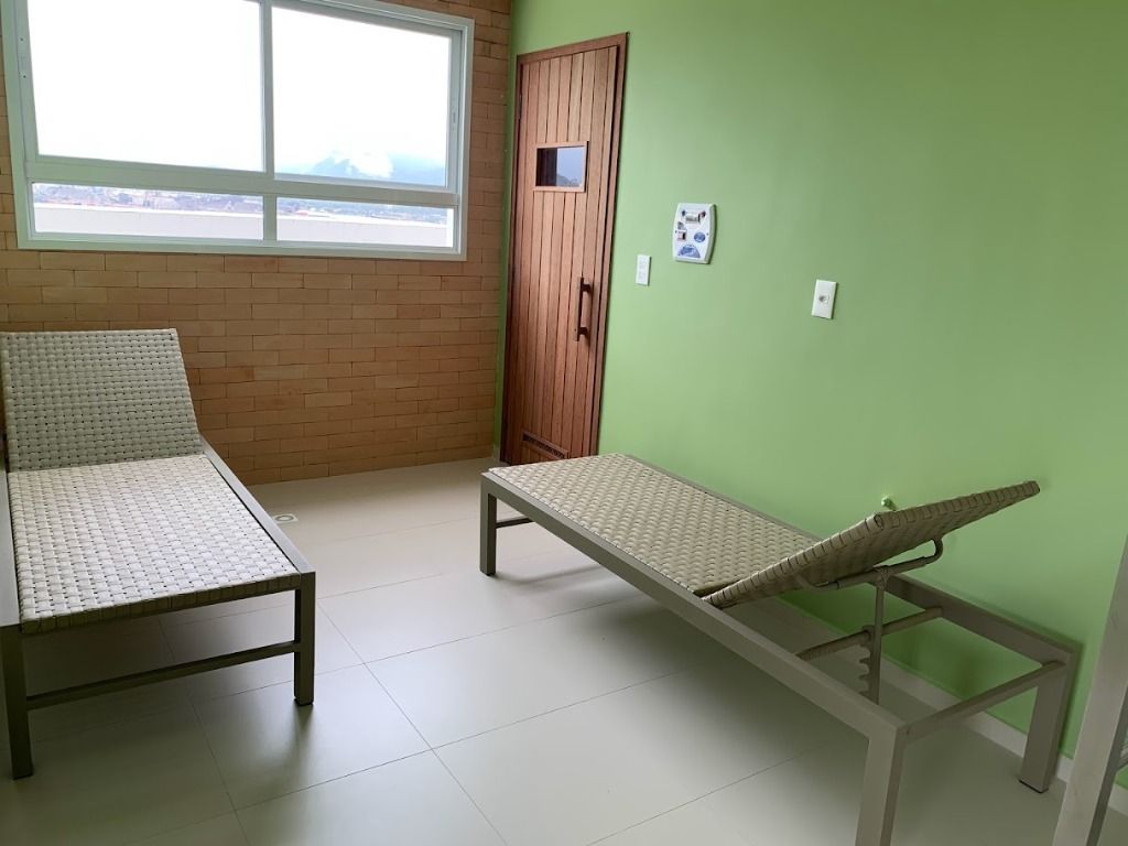 Apartamento à venda com 2 quartos, 72m² - Foto 2