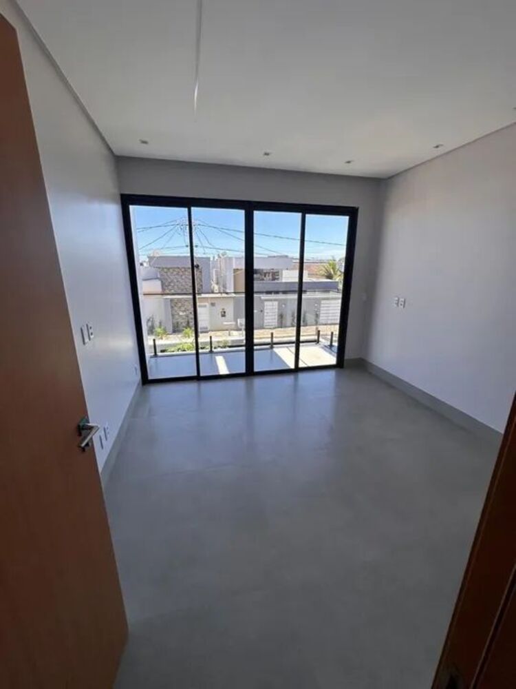 Casa à venda com 3 quartos, 200m² - Foto 7